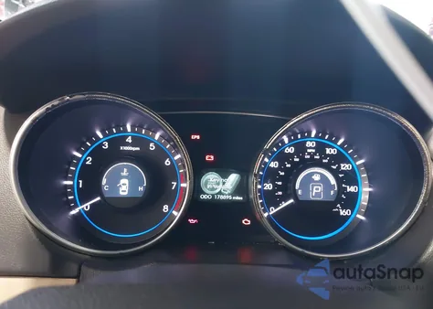 2011 Hyundai Sonata Limited z USA, uszkodzony, nr VIN 5NPEC4AC2BH137234